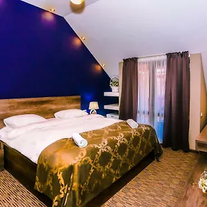 3* מלון Villa Hotel Tbilisi